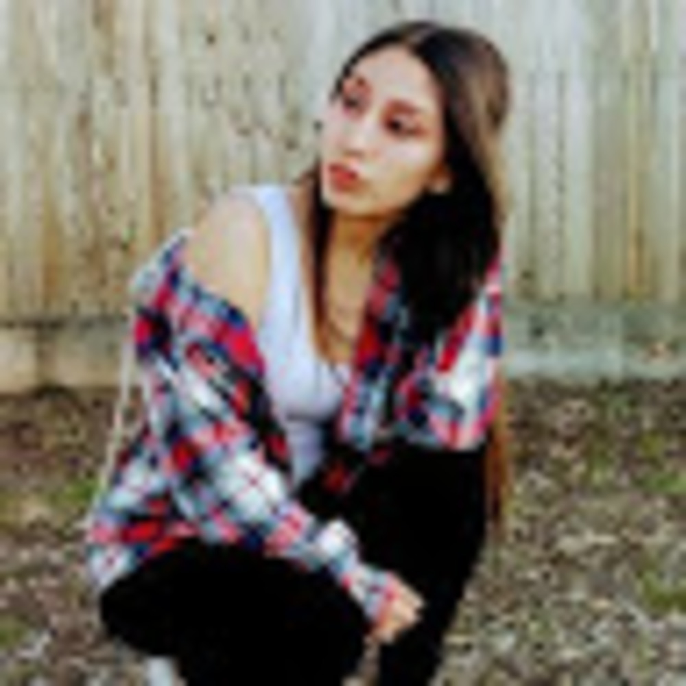 Meet your Posher, Elizabeth